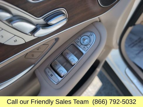 Used 2021 Mercedes-Benz GLC 300 4MATIC image 13