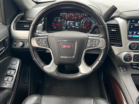 Used 2020 GMC Yukon XL SLT image 14