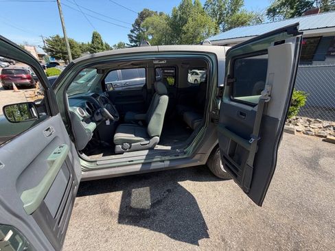 Used 2005 Honda Element EX image 10