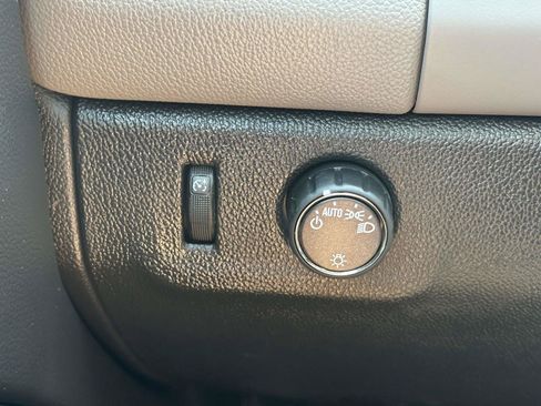 Used 2019 Chevrolet Colorado W/T w/ WT Convenience Package RWD image 22
