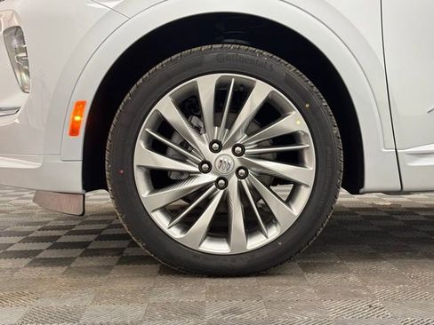 New 2026 Buick Envision Avenir image 16