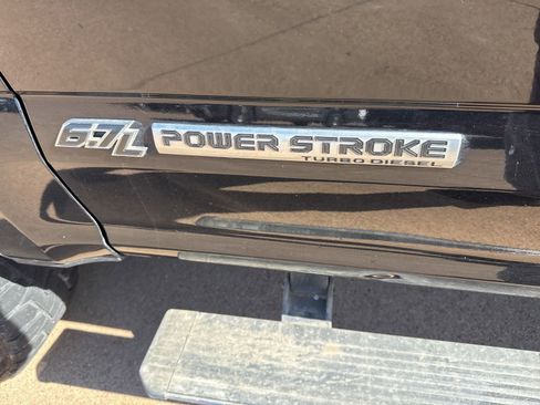 Used 2019 Ford F250 Lariat w/ Lariat Ultimate Package image 13