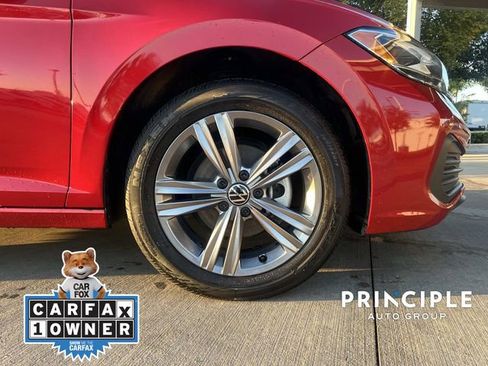 Certified 2023 Volkswagen Jetta SE image 11