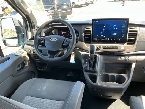 Used 2022 Ford Transit 350 XLT RWD image 13