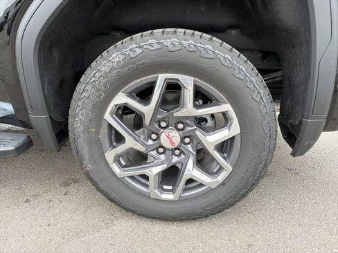 New 2026 GMC Sierra 1500 SLT AWD/4WD image 25