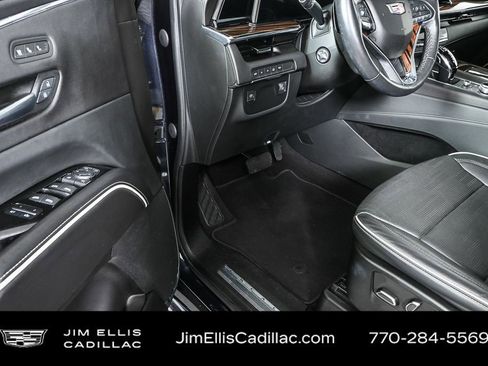 Certified 2023 Cadillac Escalade Premium Luxury image 12