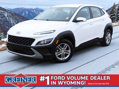 Used 2023 Hyundai Kona SE image 1