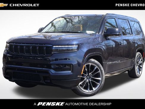 Used 2025 Jeep Grand Wagoneer Series III w/ Quick Order Packagew 28T AWD/4WD image 1