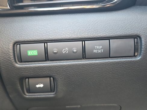 New 2025 Nissan Sentra SV image 12