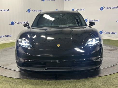 Used 2021 Porsche Taycan image 7