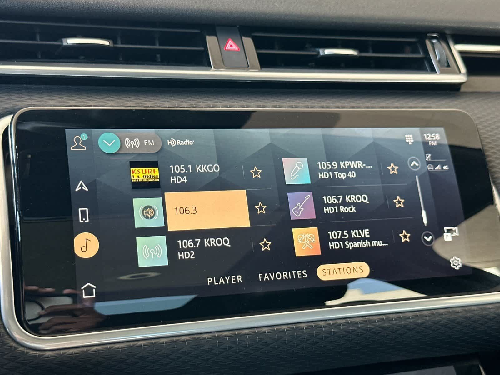 Used 2023 Land Rover Range Rover Velar S AWD/4WD image 18