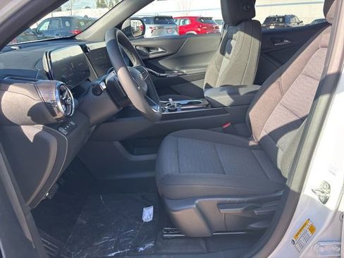 New 2026 Chevrolet Equinox LT w/ Safety and Technology Package AWD/4WD image 25