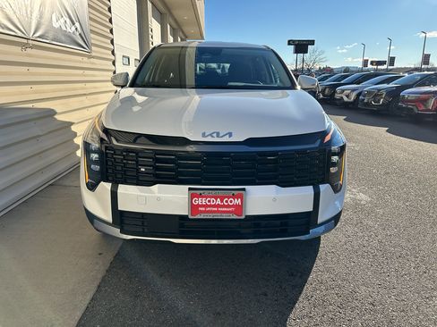 New 2026 Kia Sportage S image 2