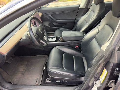 Used 2019 Tesla Model 3 Long Range image 8