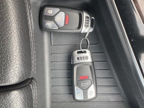 Used 2017 Audi Q7 3.0T Prestige image 47