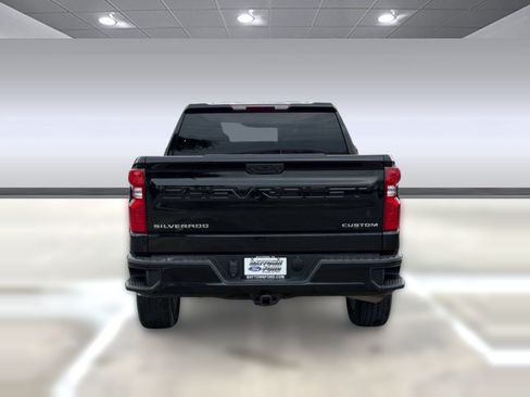 Used 2024 Chevrolet Silverado 1500 Custom RWD image 10