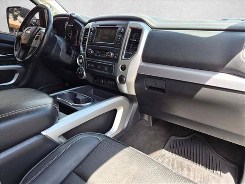 Used 2019 Nissan Titan PRO-4X w/ Pro-4x Utility Package AWD/4WD image 20