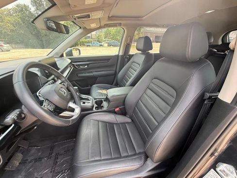 Used 2024 Honda CR-V EX-L image 11