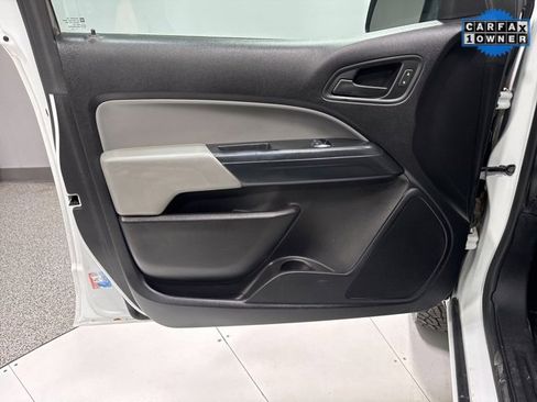 Used 2018 Chevrolet Colorado W/T w/ WT Convenience Package image 8