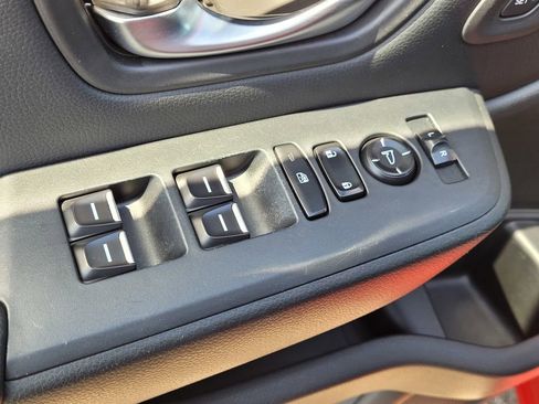 Used 2024 Honda Pilot EX-L image 16