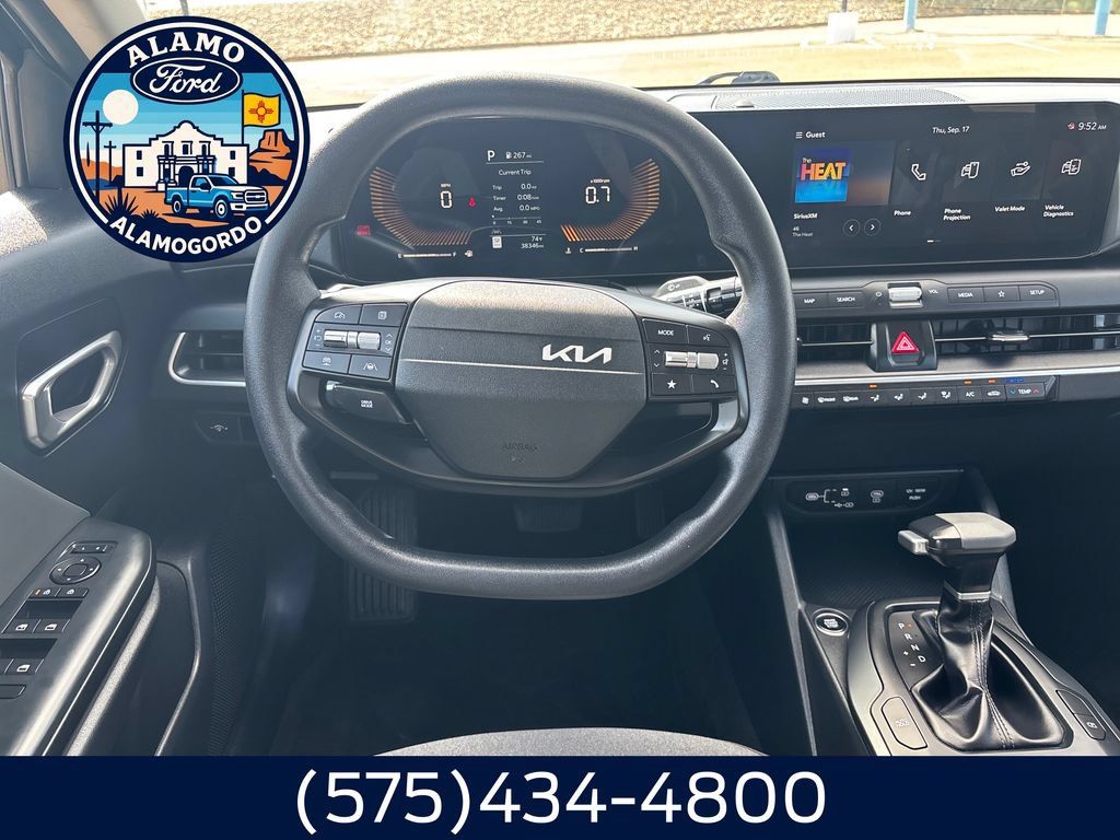 Used 2025 Kia K4 FWD image 13