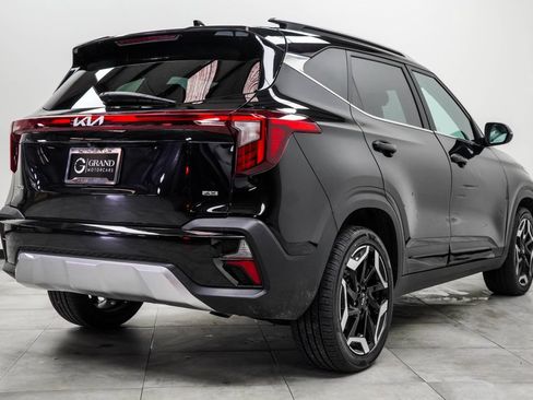 Used 2024 Kia Seltos SX AWD/4WD image 12