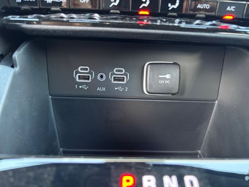 New 2025 Jeep Grand Cherokee Limited w/ Trailer Tow Package RWD image 31