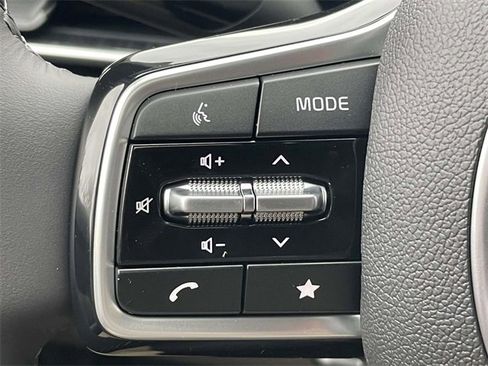 New 2026 Kia Carnival LXS image 29