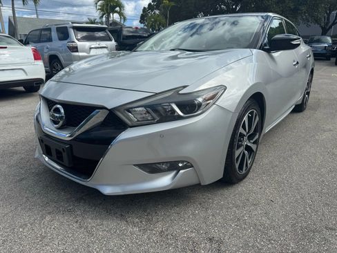 Used 2017 Nissan Maxima 3.5 SV image 3