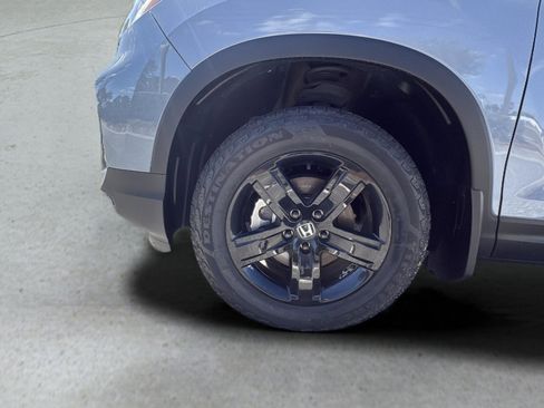 Used 2023 Honda Ridgeline Black Edition image 13