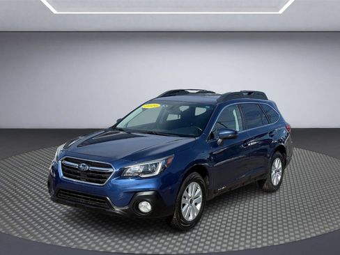 Used 2019 Subaru Outback 2.5i Premium image 3