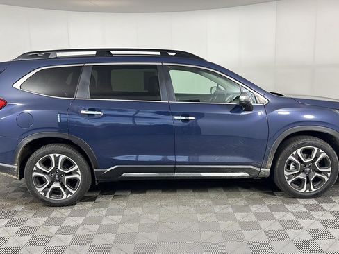 Used 2023 Subaru Ascent Touring AWD/4WD image 17