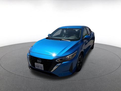 Used 2025 Nissan Sentra SV FWD image 5