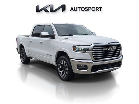 Used 2026 RAM 1500 Laramie AWD/4WD image 3