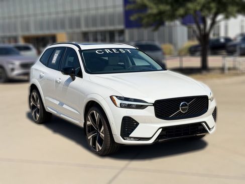 New 2026 Volvo XC60 B5 Ultra w/ Protection Package Premier AWD/4WD image 4