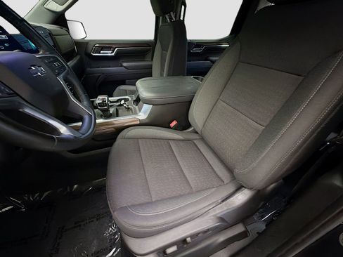 Used 2023 Chevrolet Silverado 1500 RST image 11