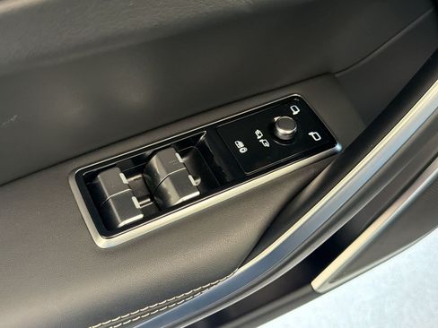 Used 2026 Jaguar F-PACE R-Dynamic S AWD/4WD image 27