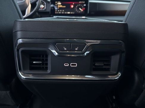Used 2023 GMC Sierra 1500 Denali w/ Technology Package image 13