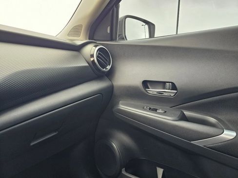 Used 2022 Nissan Kicks SV image 26