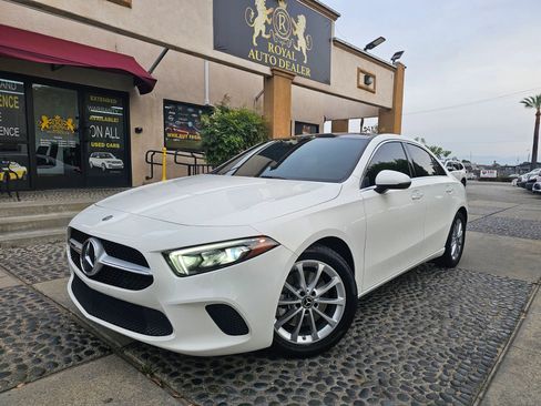 Used 2019 Mercedes-Benz A 220 image 1