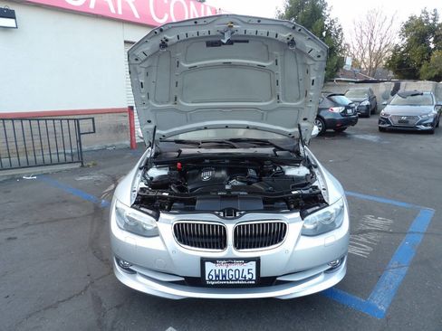 Used 2011 BMW 328i Coupe image 11