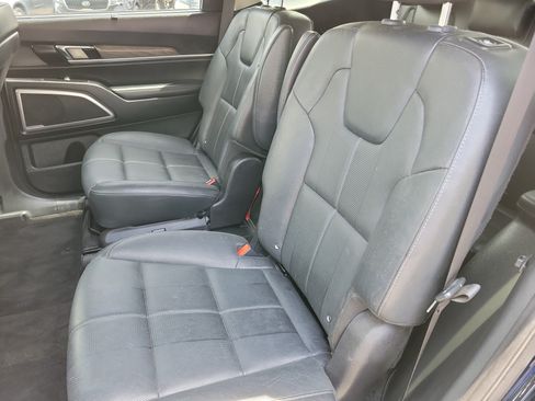 Used 2021 Kia Telluride EX w/ EX Premium Package AWD/4WD image 7