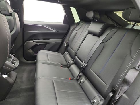 Used 2024 Cadillac Lyriq Sport RWD image 21