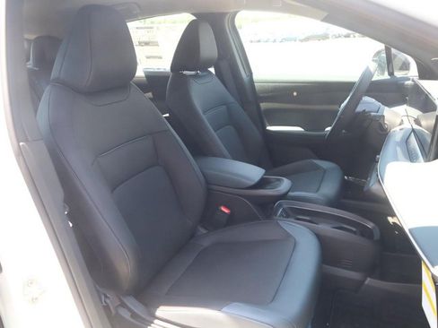 New 2026 Nissan Leaf SV+ w/ Floor Mat Package (SV+) FWD image 19