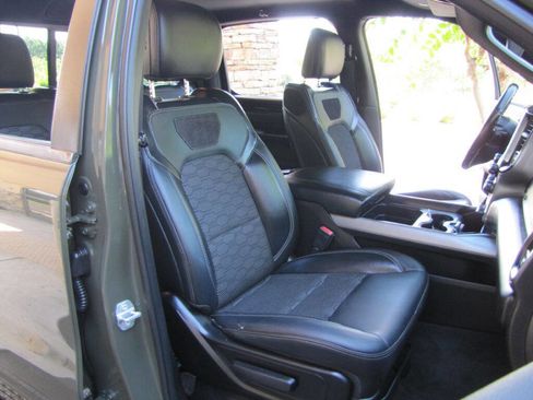 Used 2021 RAM 1500 Big Horn w/ Built-to-serve Edition AWD/4WD image 23