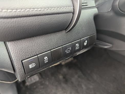 Used 2023 Toyota Camry SE w/ Cold Weather Package AWD/4WD image 15