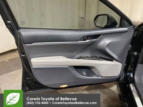 Used 2023 Toyota Camry XLE w/ Cold Weather Package image 10