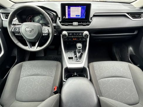 Used 2025 Toyota RAV4 XLE w/ Weather Package AWD/4WD image 17