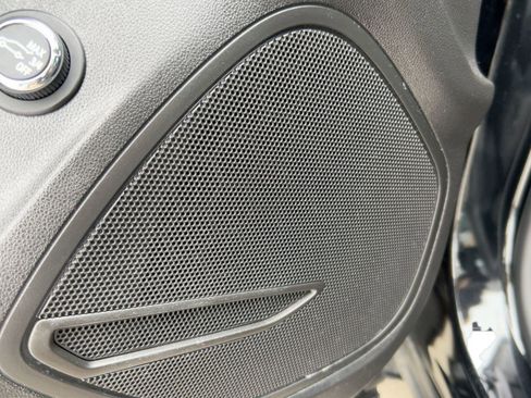 Certified 2023 Buick Envision Preferred w/ Sport Touring Package image 22