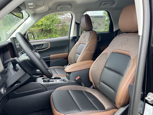 New 2026 Ford Bronco Sport Outer Banks w/ Outer Banks Tech Package+ AWD/4WD image 13